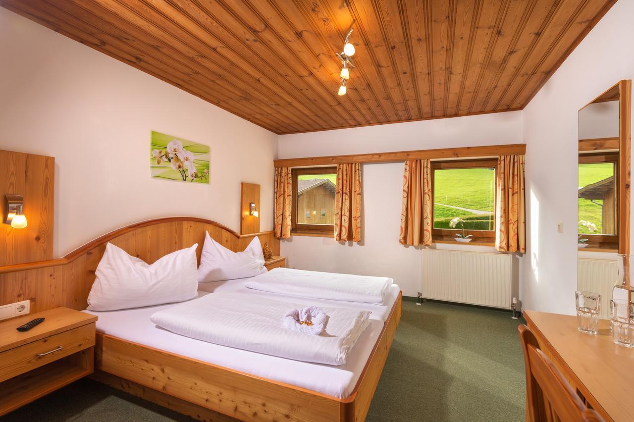 Hôtel Parchenbauernhof Horner à Flachau Extérieur photo
